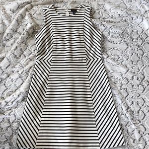 A-line Ann Taylor petite dress